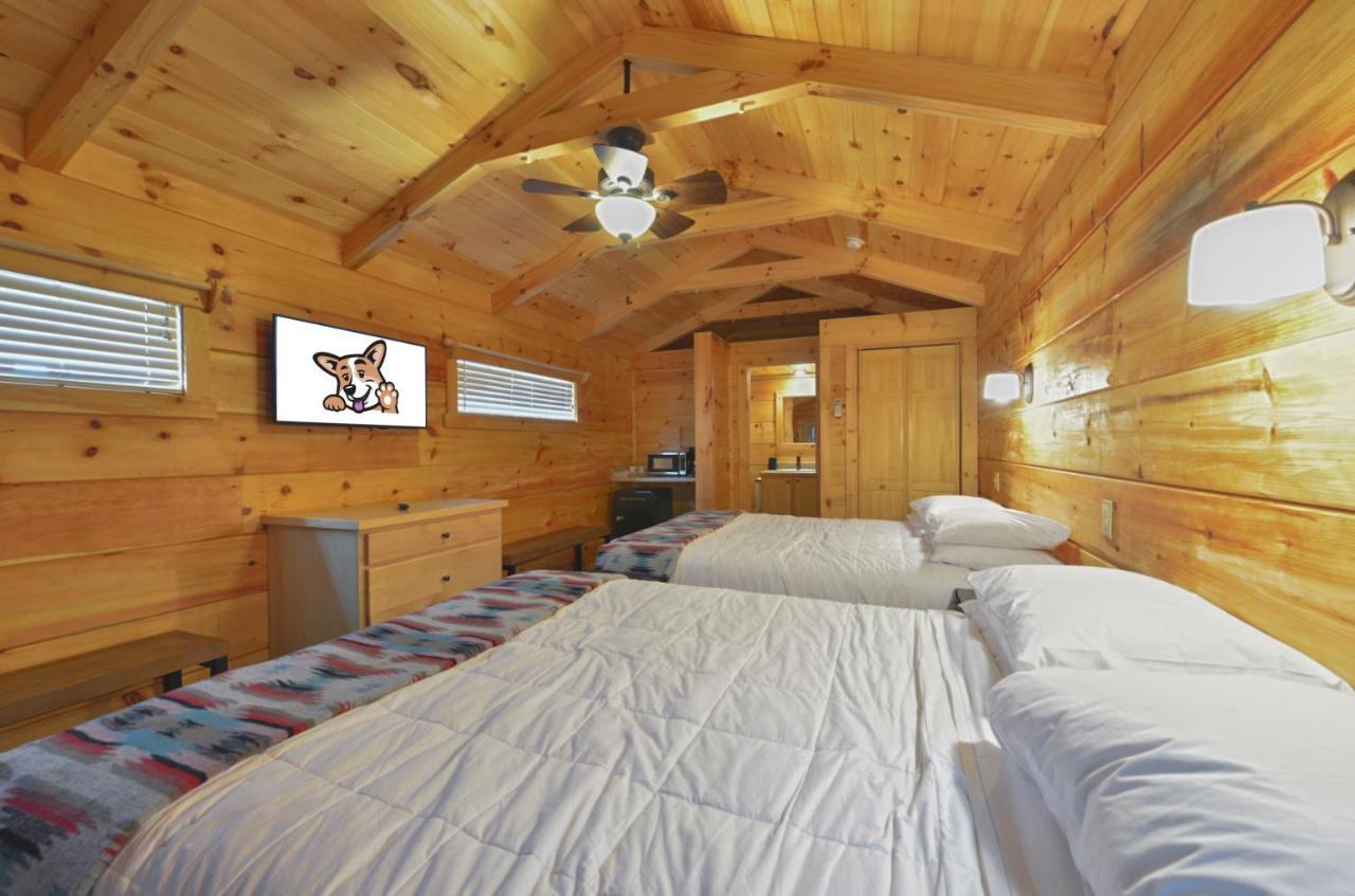 Great Escapes Rv Resort Bryan College Station Exteriör bild
